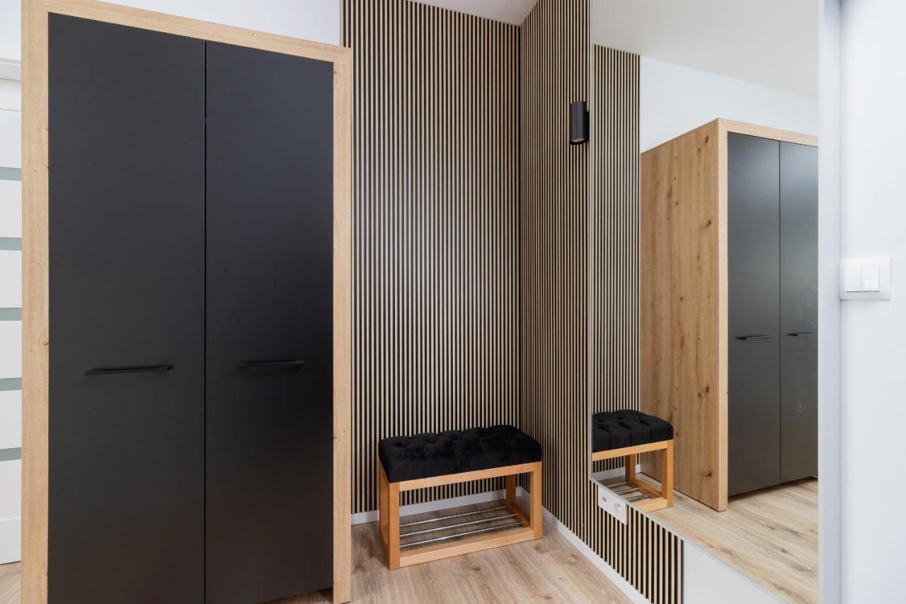 Apartment Bronowicka Cracow By Renters