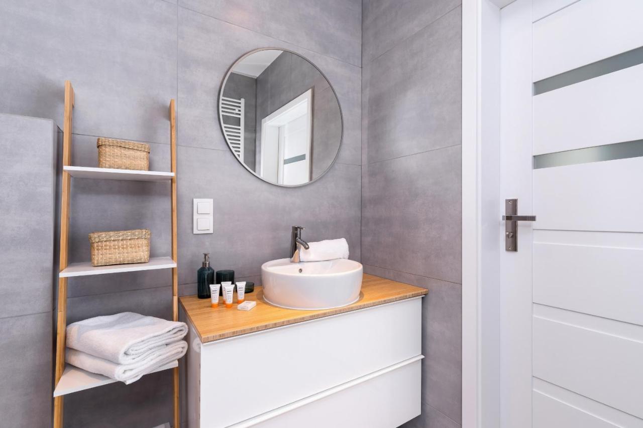 Bronowicka Cracow By Renters Apartment *